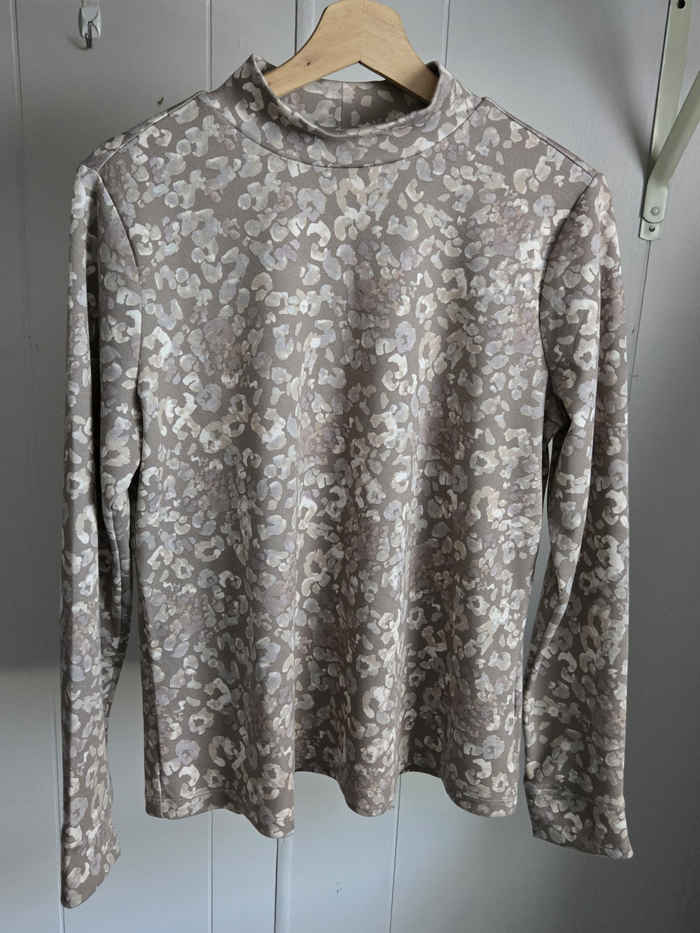 Isaac Mizrahi Taupe and Cream Leopard Mock Neck Long Sleeve Top